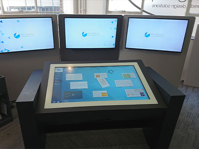 Custom-Interactive-Table Woman Using Interactive Table