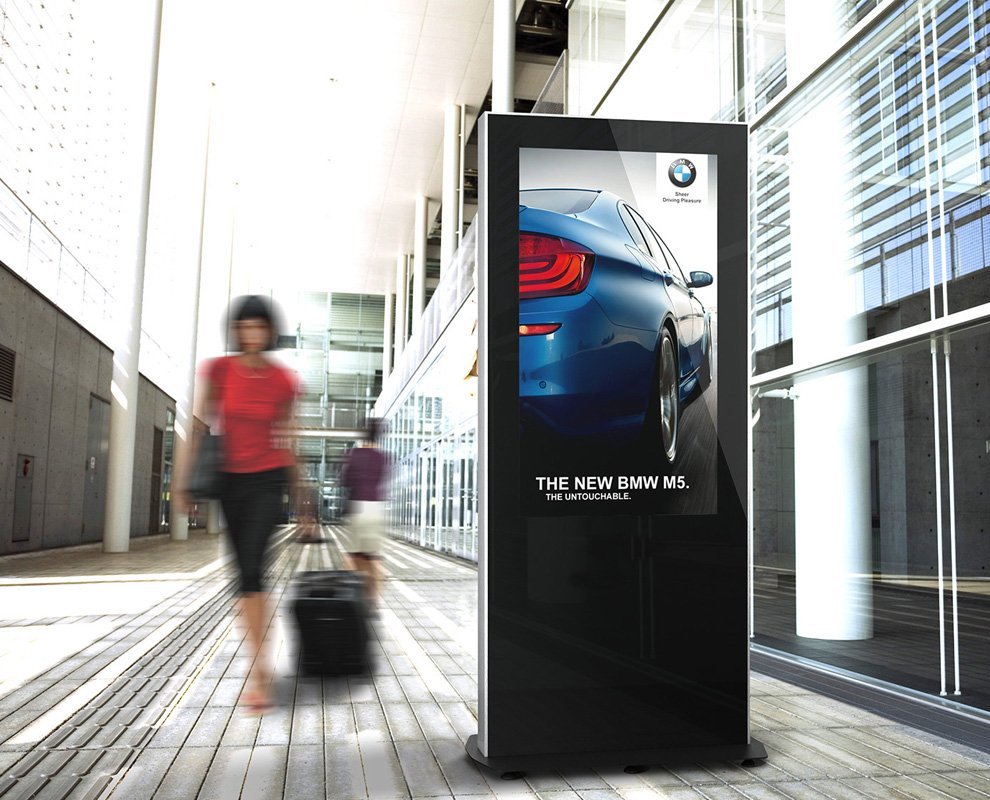 retail and high street touch screens