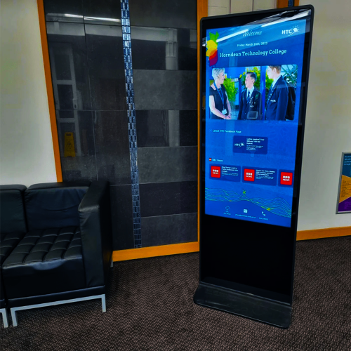 HTC 1