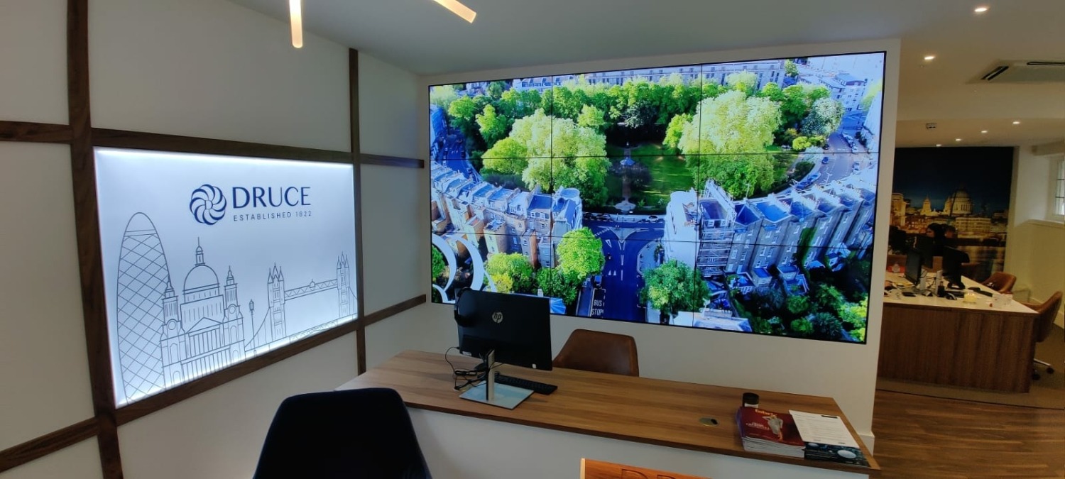 BRADLEYDYER & DRUCE Video Wall